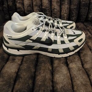 Nike P-6000 Men's Green and White Shoes
